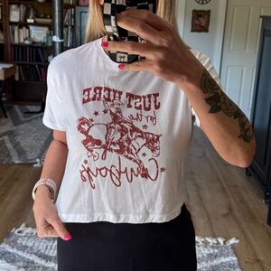 Just Here For The Cowboys Graphic Cropped Wester Tee Shirt Medium